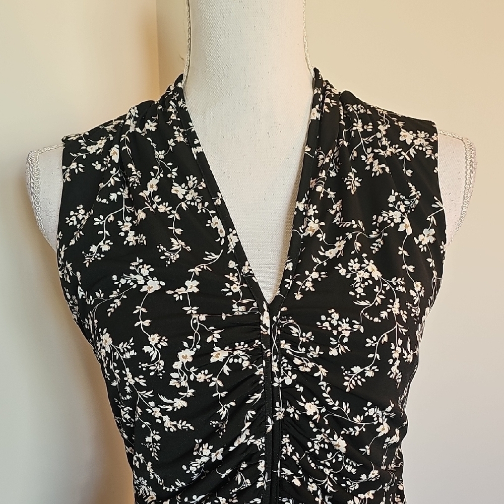 White House Black Market Black Floral Ruched Blouse - Picture 2 of 7
